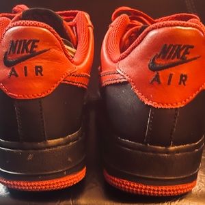 GS Nike AF1 XXv Low Black and Red size 7
